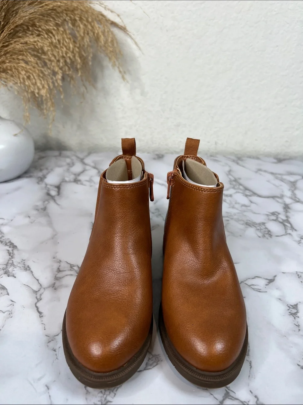 Cat & Jack Cognac Brown Chelsea Boot Size 11